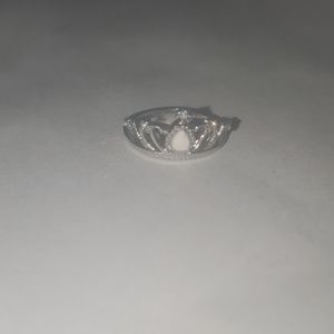 Crown ring